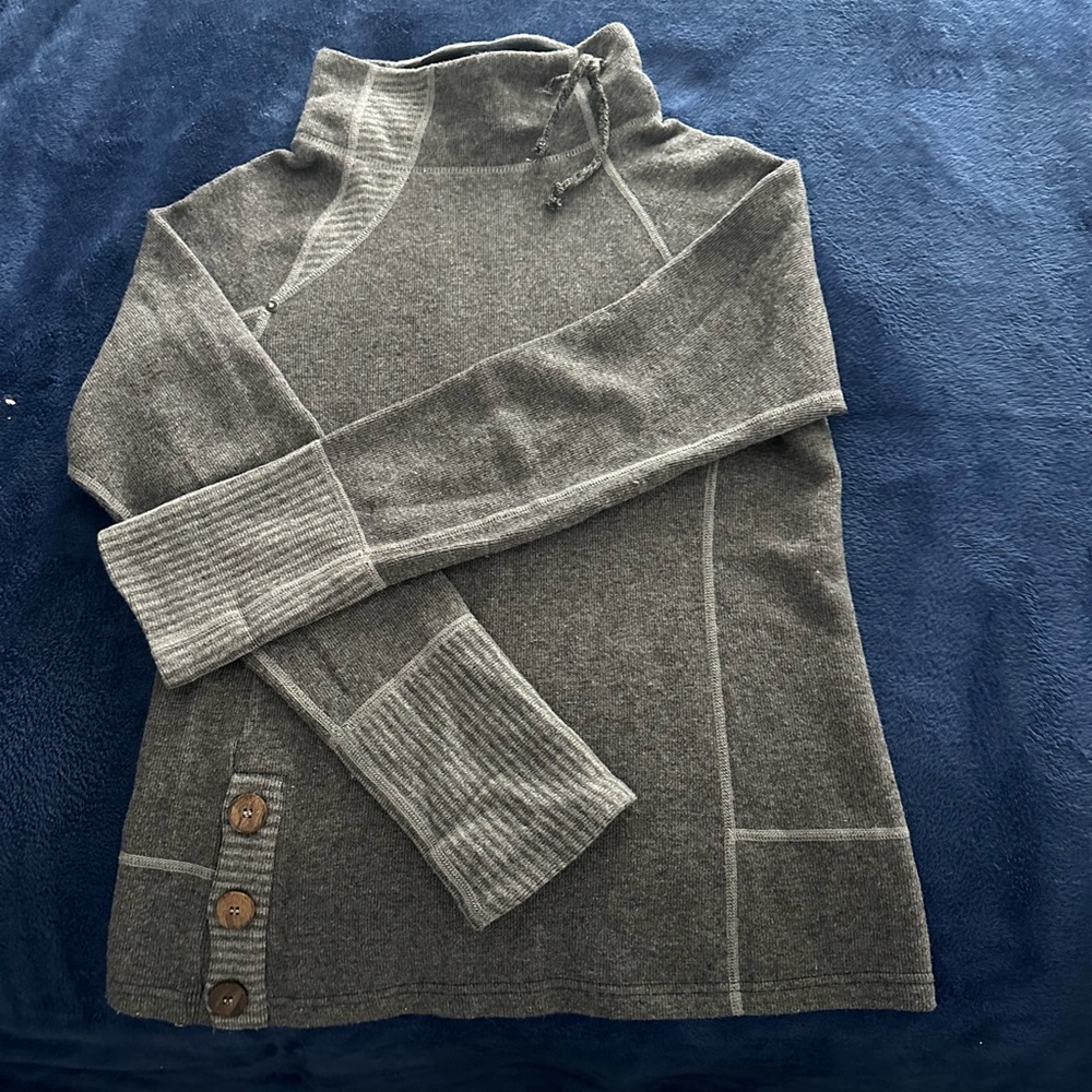 Prana turtle neck sweater